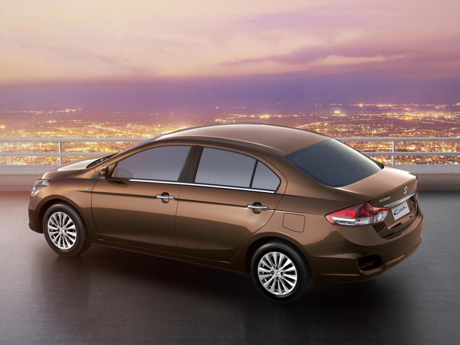  Maruti-Suzuki Ciaz 2014 года  (фото 8 из 10)